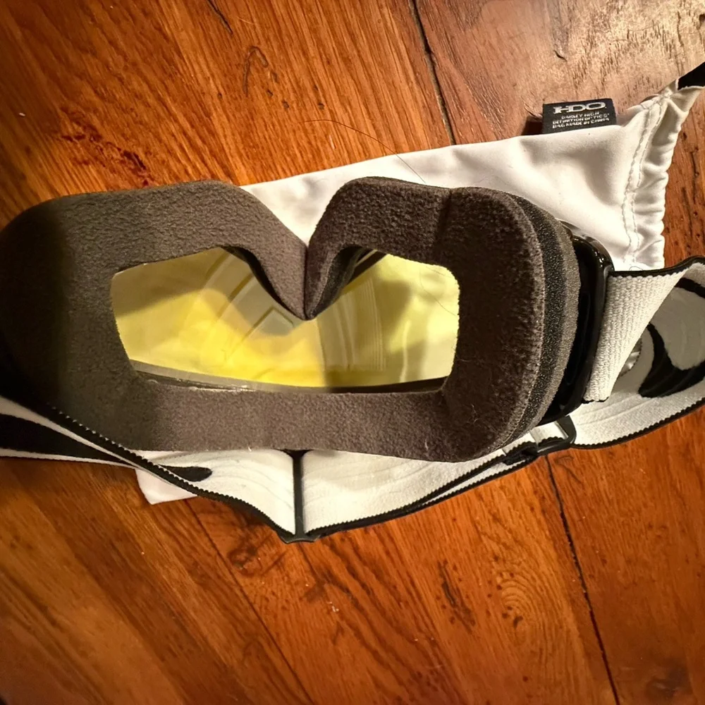 HDG Yellow Ski Goggles